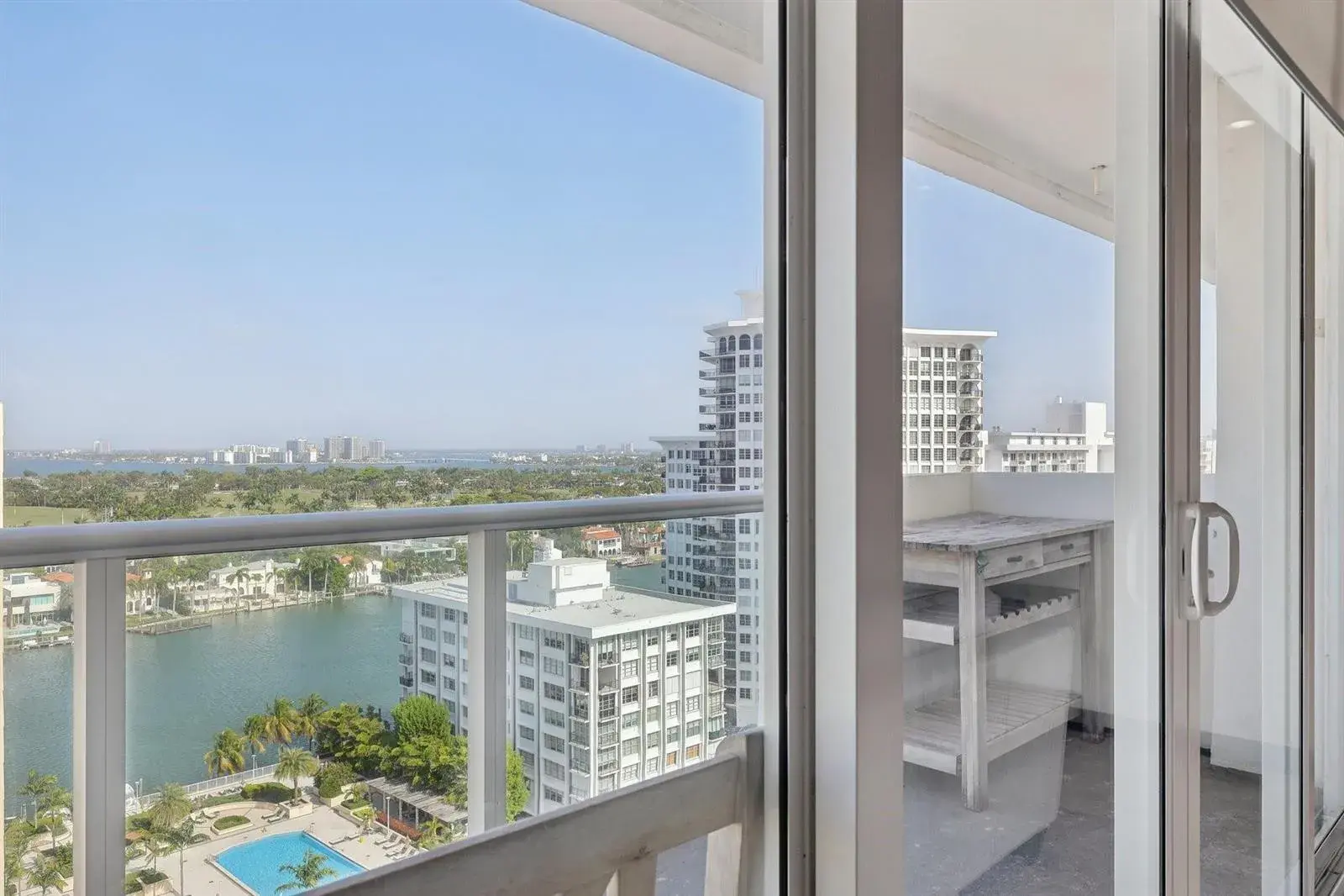 5601 Collins Avenue # 1716, Miami Beach FL 33140