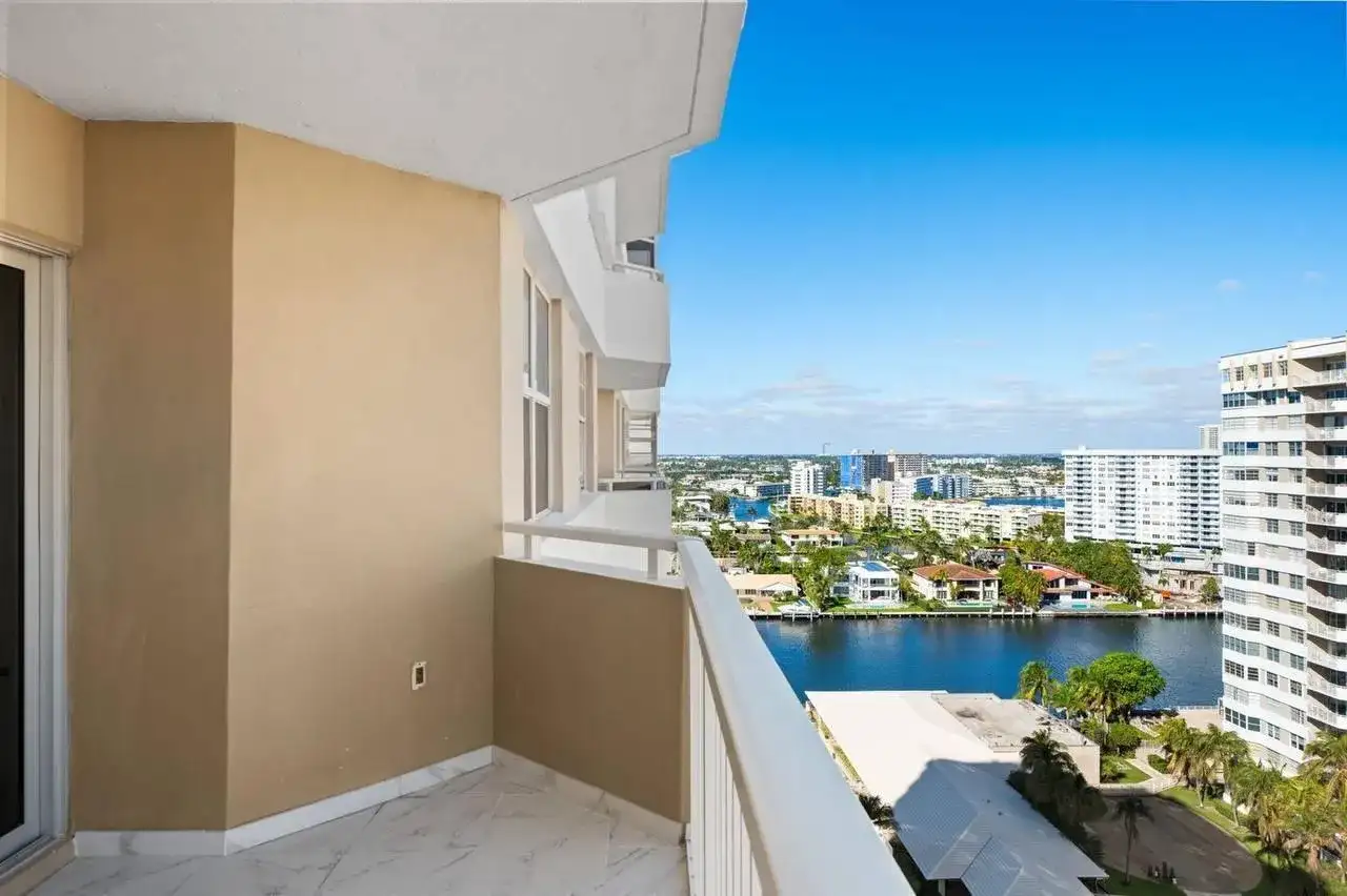 1985 S Ocean Drive # 16b, Hallandale Beach FL 33009 photo 2