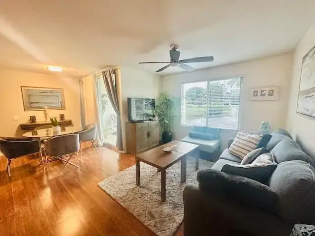 402 Villa Circle # 402, Boynton Beach FL 33435 photo 4