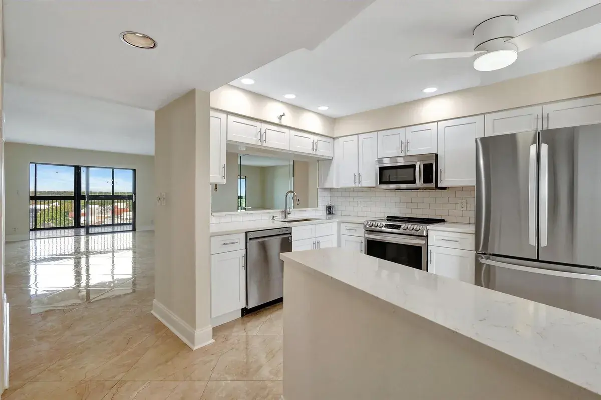 14460 Strathmore Lane # 807, Delray Beach FL 33446