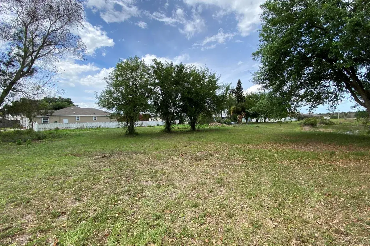 5859 NW Dunmore Avenue, Port St. Lucie FL 34986