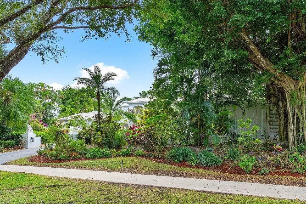 2540 Fairway Island Drive, Wellington FL 33414 photo 3