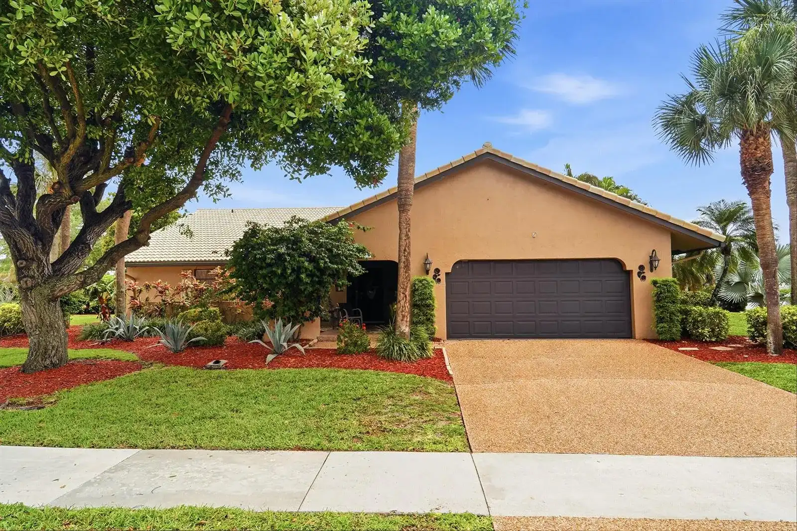 2490 Deer Creek Lob Lolly Lane, Deerfield Beach FL 33442