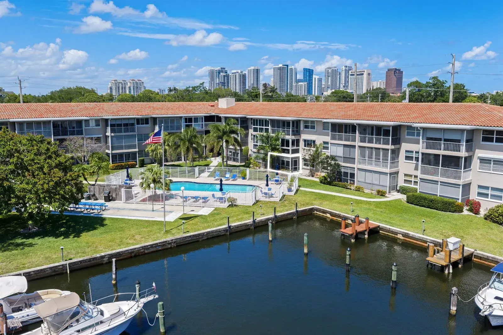 900 SW 12th Street # 105, Fort Lauderdale FL 33315