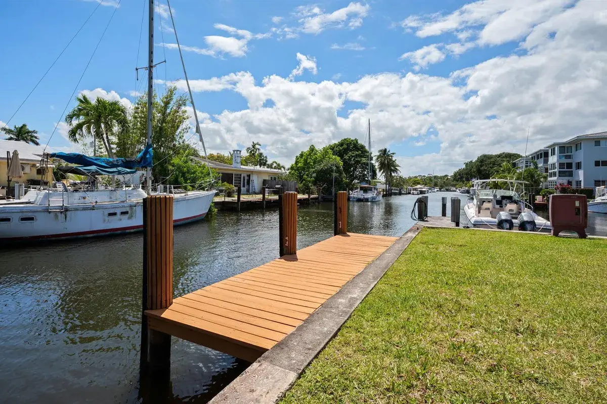 900 SW 12th Street # 105, Fort Lauderdale FL 33315