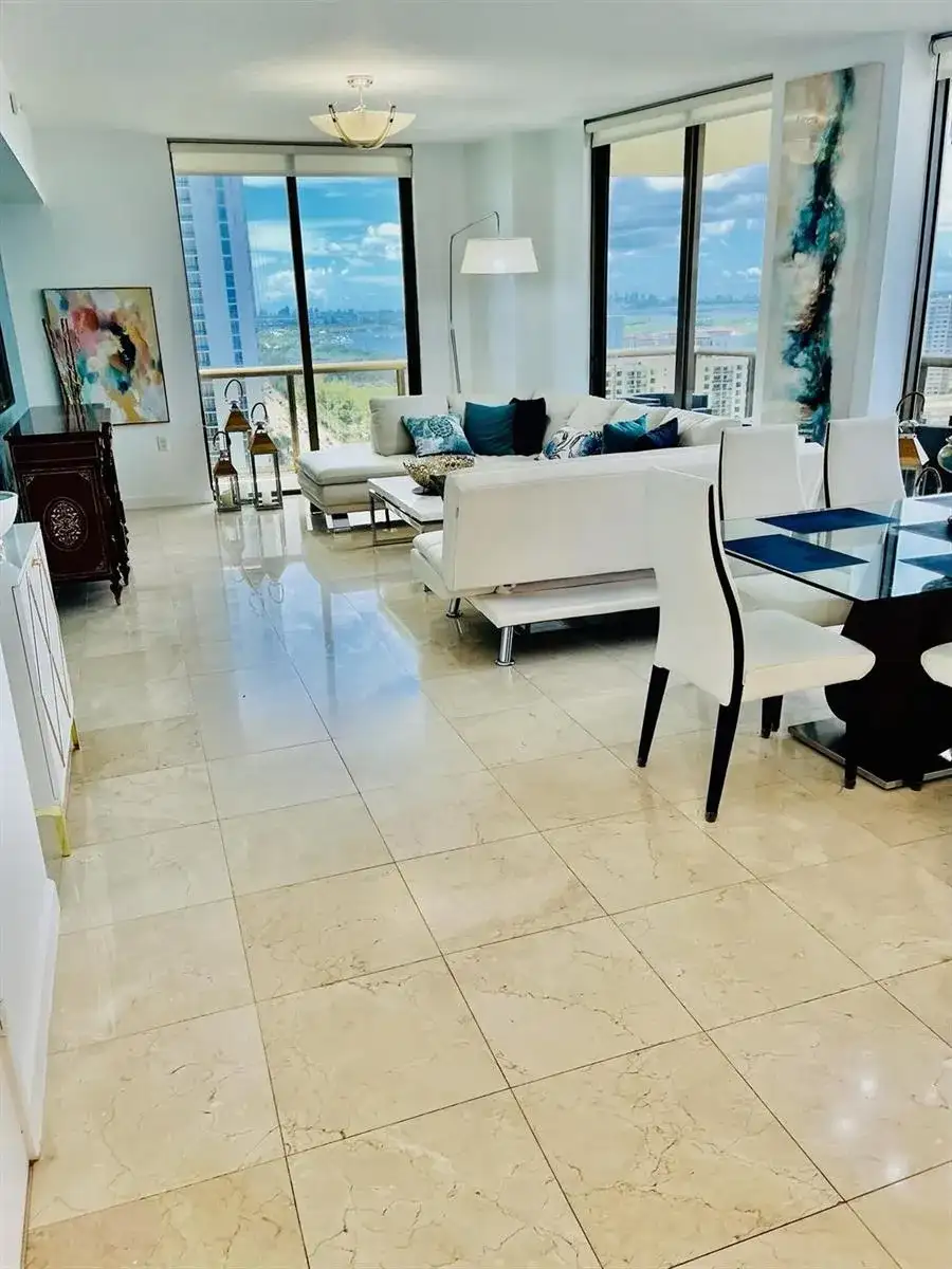 16275 Collins Avenue, Sunny Isles Beach FL 33160 photo 3
