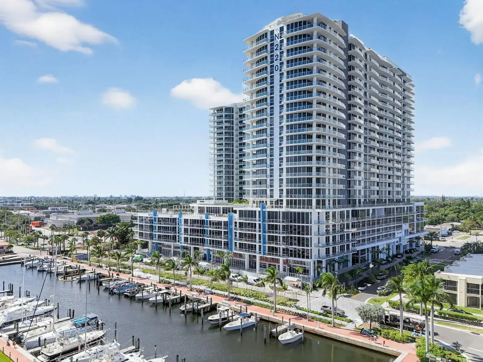 220 Lake Shore Drive # 1906, Lake Park FL 33403