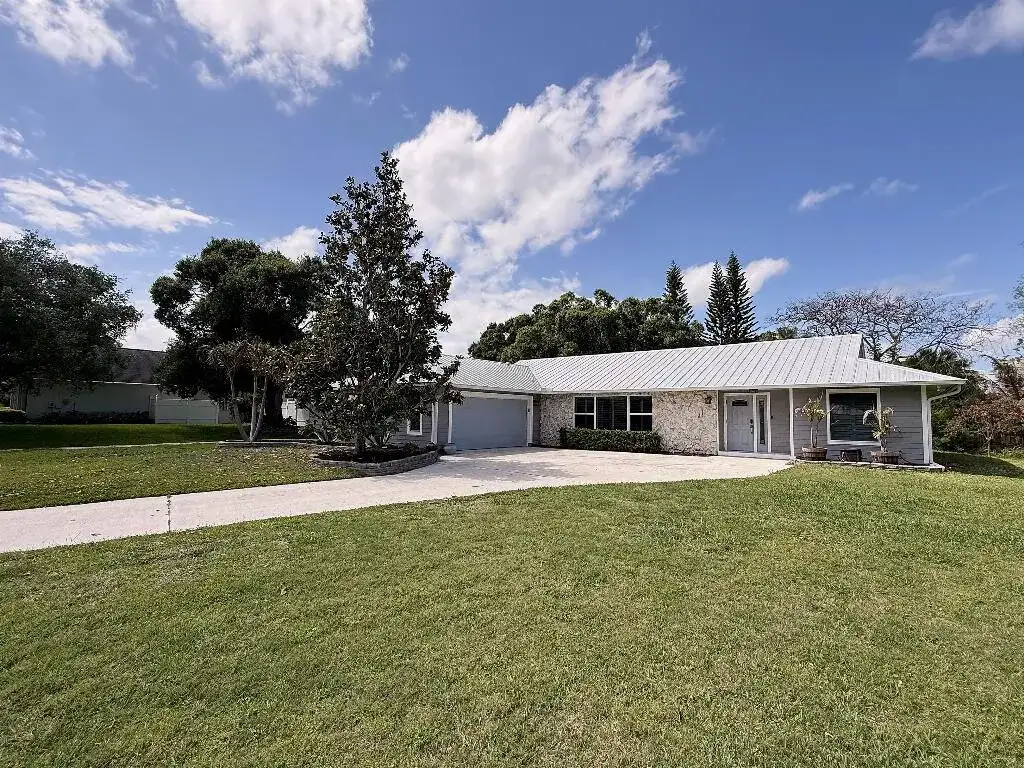 2402 River Hammock Lane, Fort Pierce FL 34981 photo 2