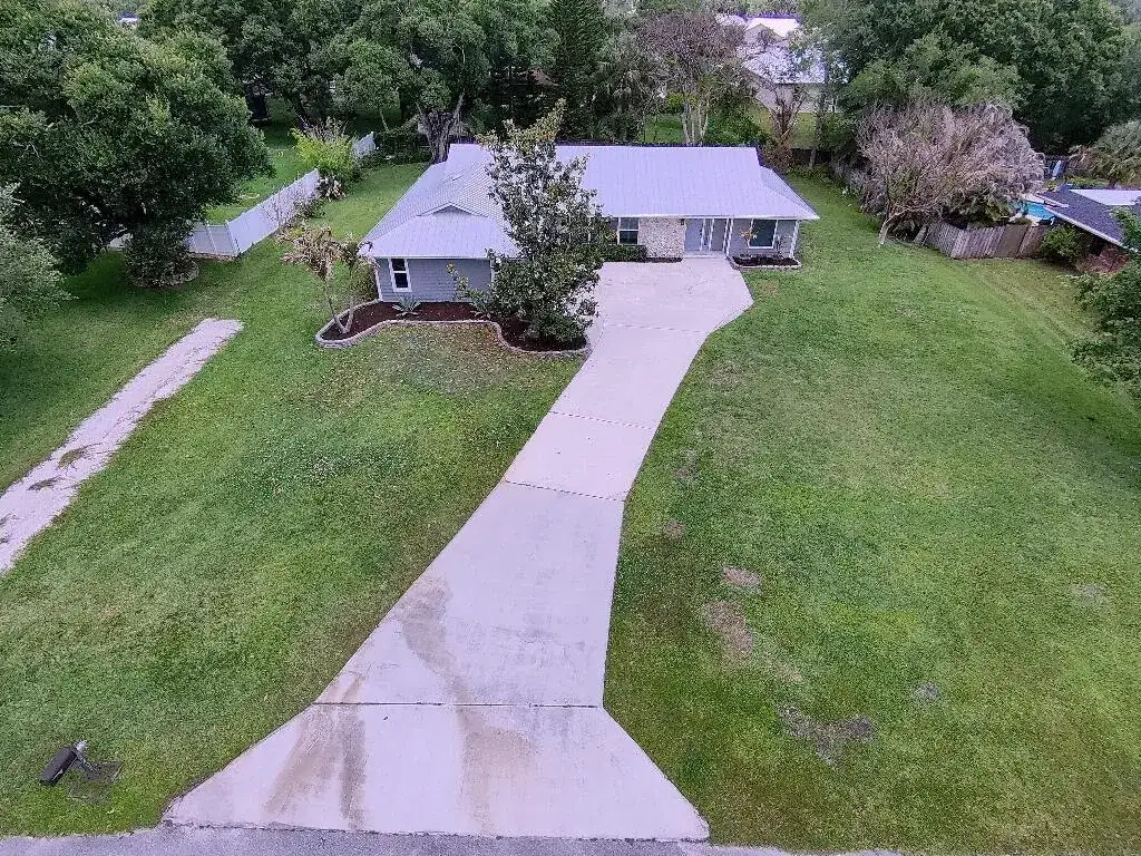 2402 River Hammock Lane, Fort Pierce FL 34981 photo 3