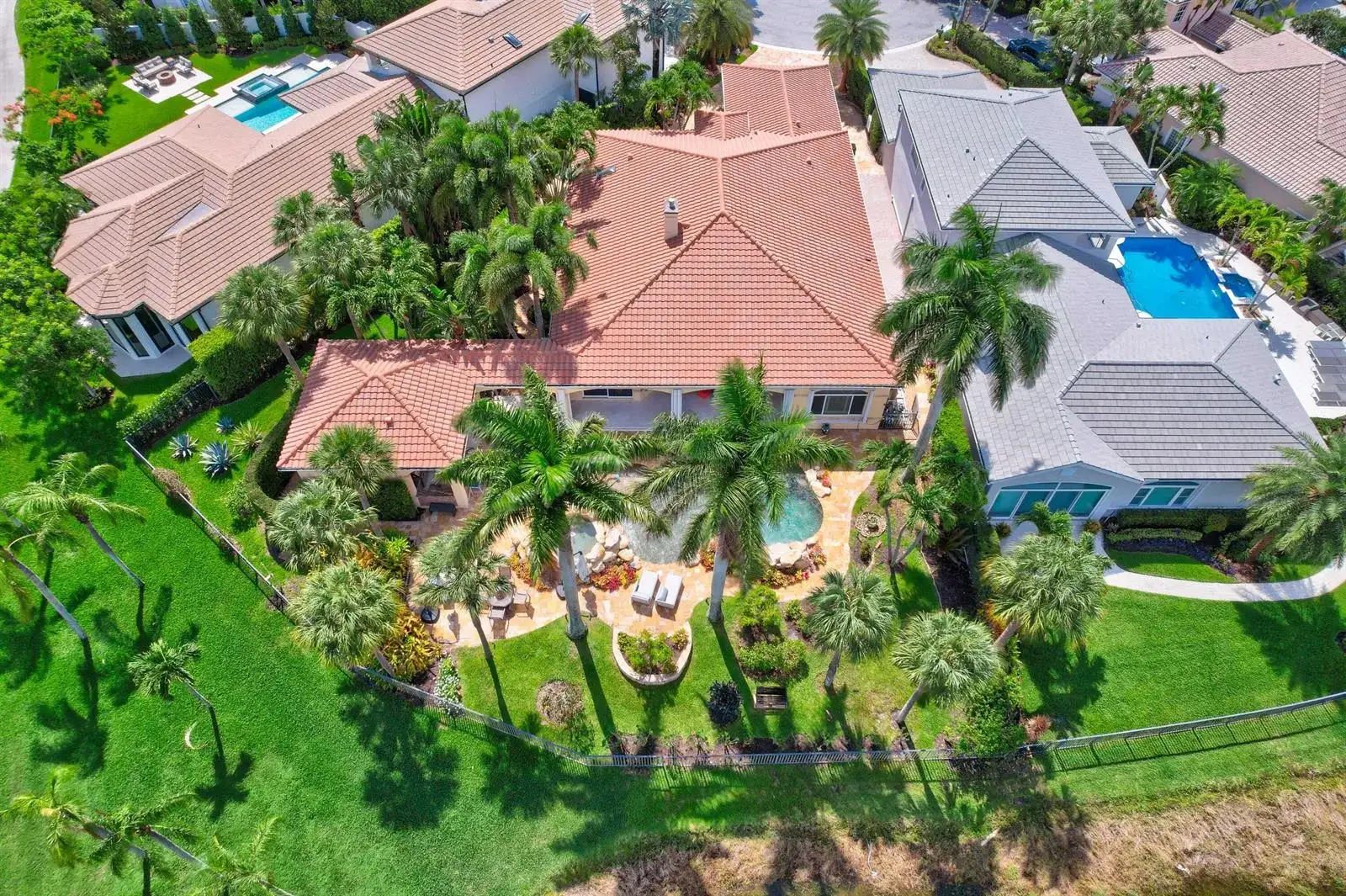 186 Golf Village Boulevard, Jupiter FL 33458 photo 2
