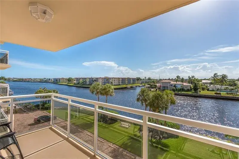 1160 Hillsboro Mile # 305, Hillsboro Beach FL 33062 photo 3