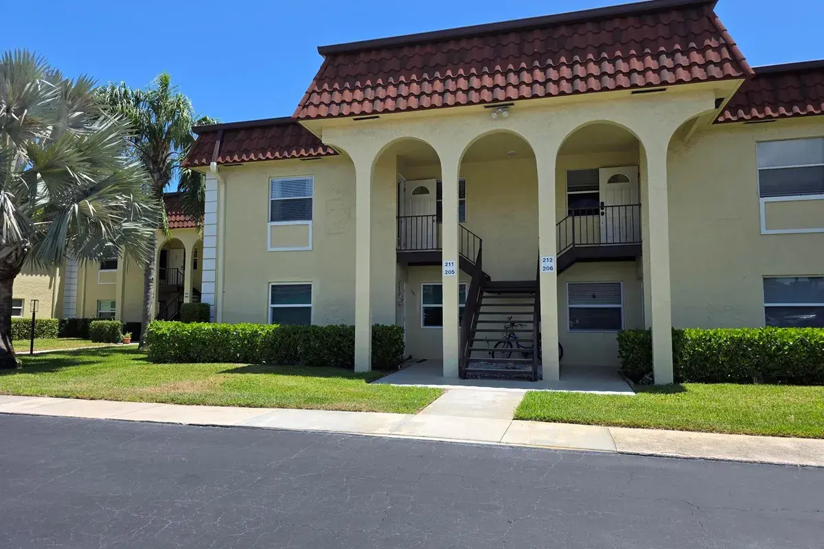 717 S Us Highway 1 # 211, Jupiter FL 33477