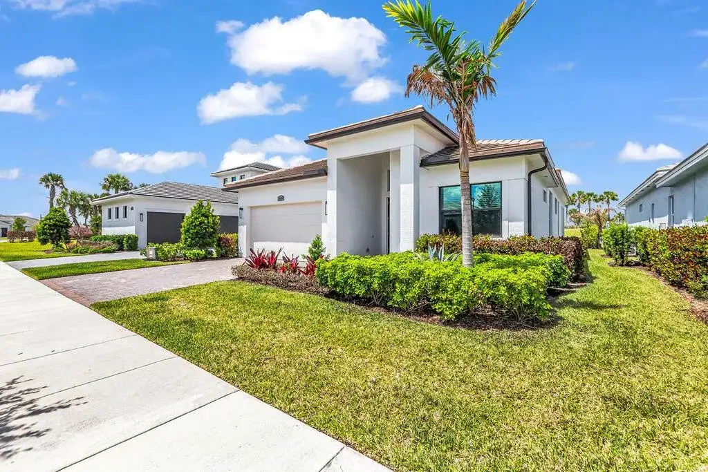 9114 SW Arco Way, Port St. Lucie FL 34987 photo 3