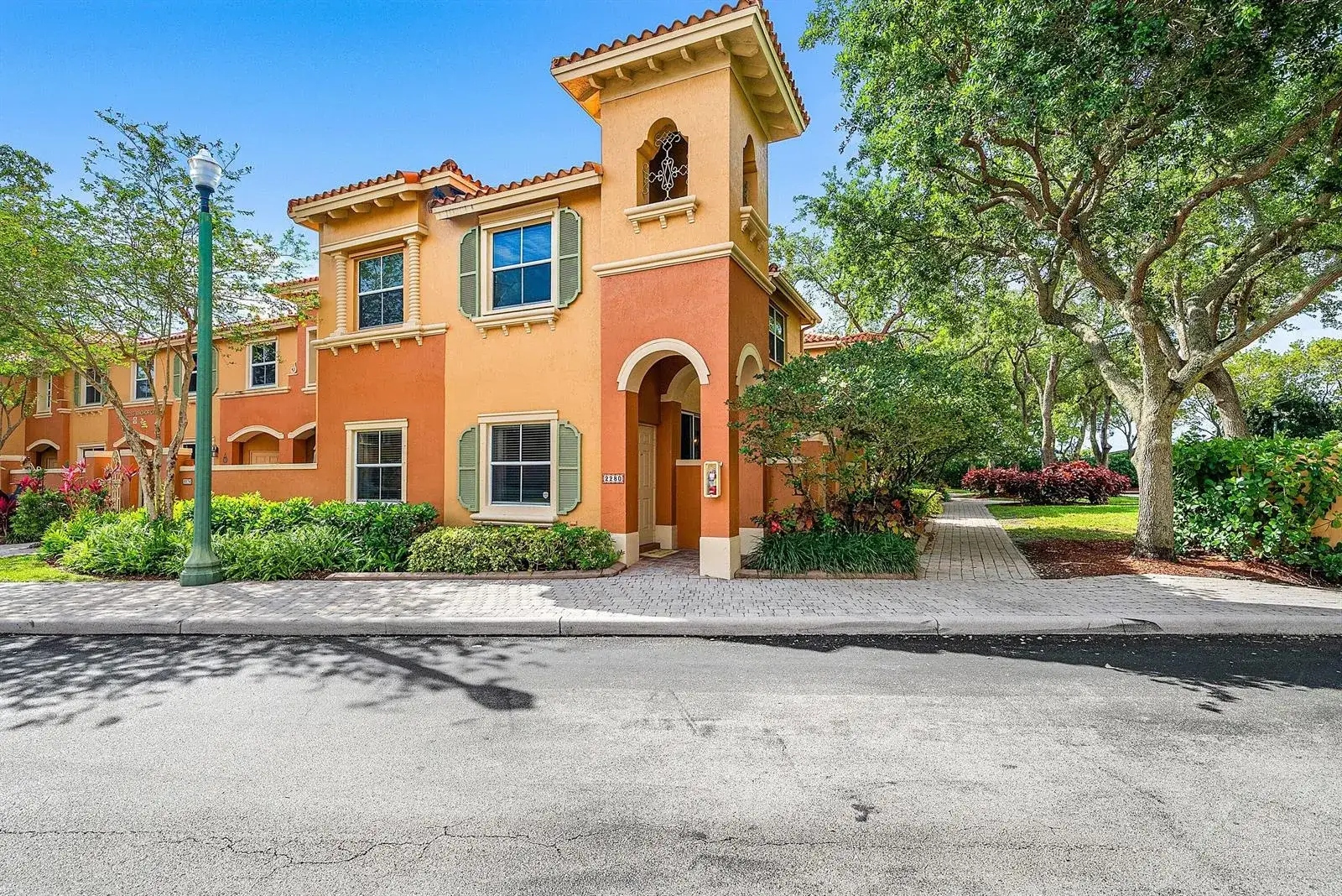 2280 Anchor Court # 2606, Dania Beach FL 33312