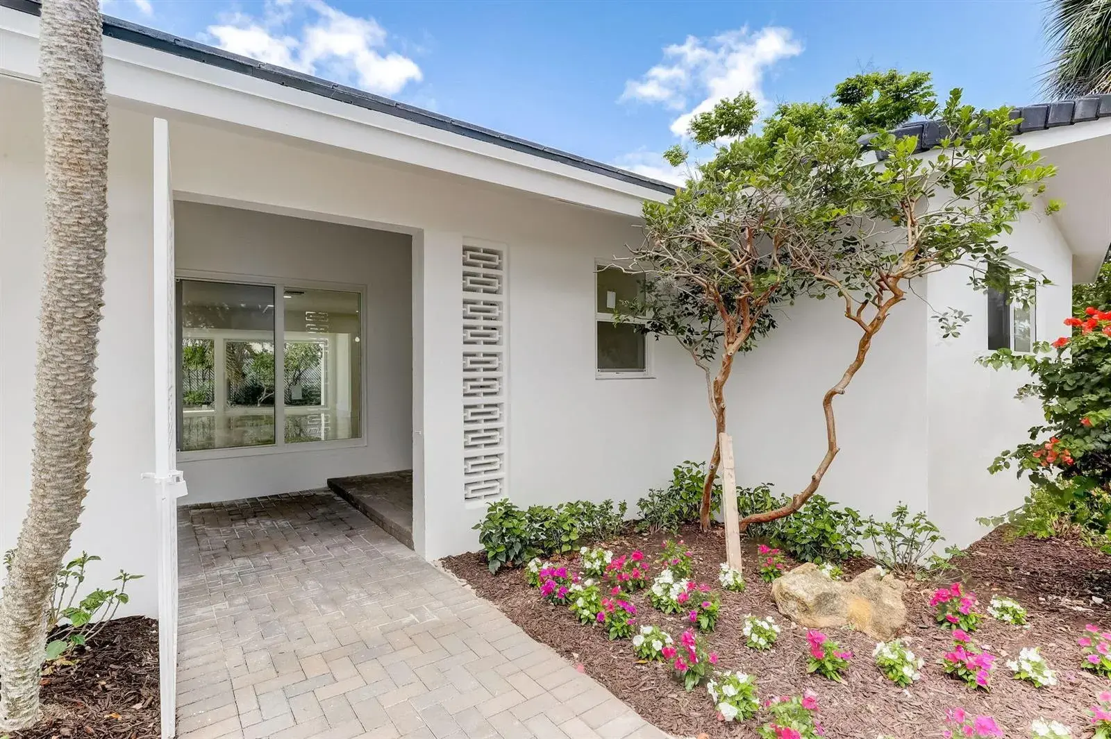 5591 NE 29th Avenue, Fort Lauderdale FL 33308
