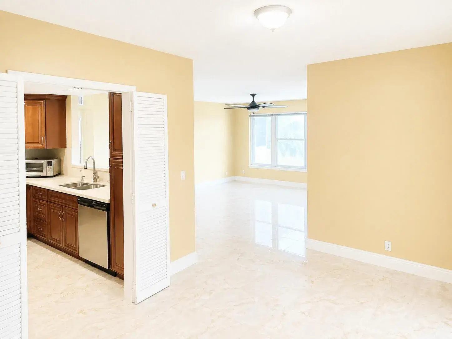 10777 W Sample Road # 312, Coral Springs FL 33065