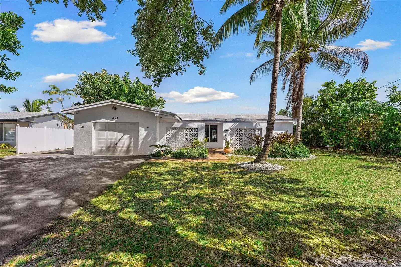 421 SW 18th Street, Pompano Beach FL 33060