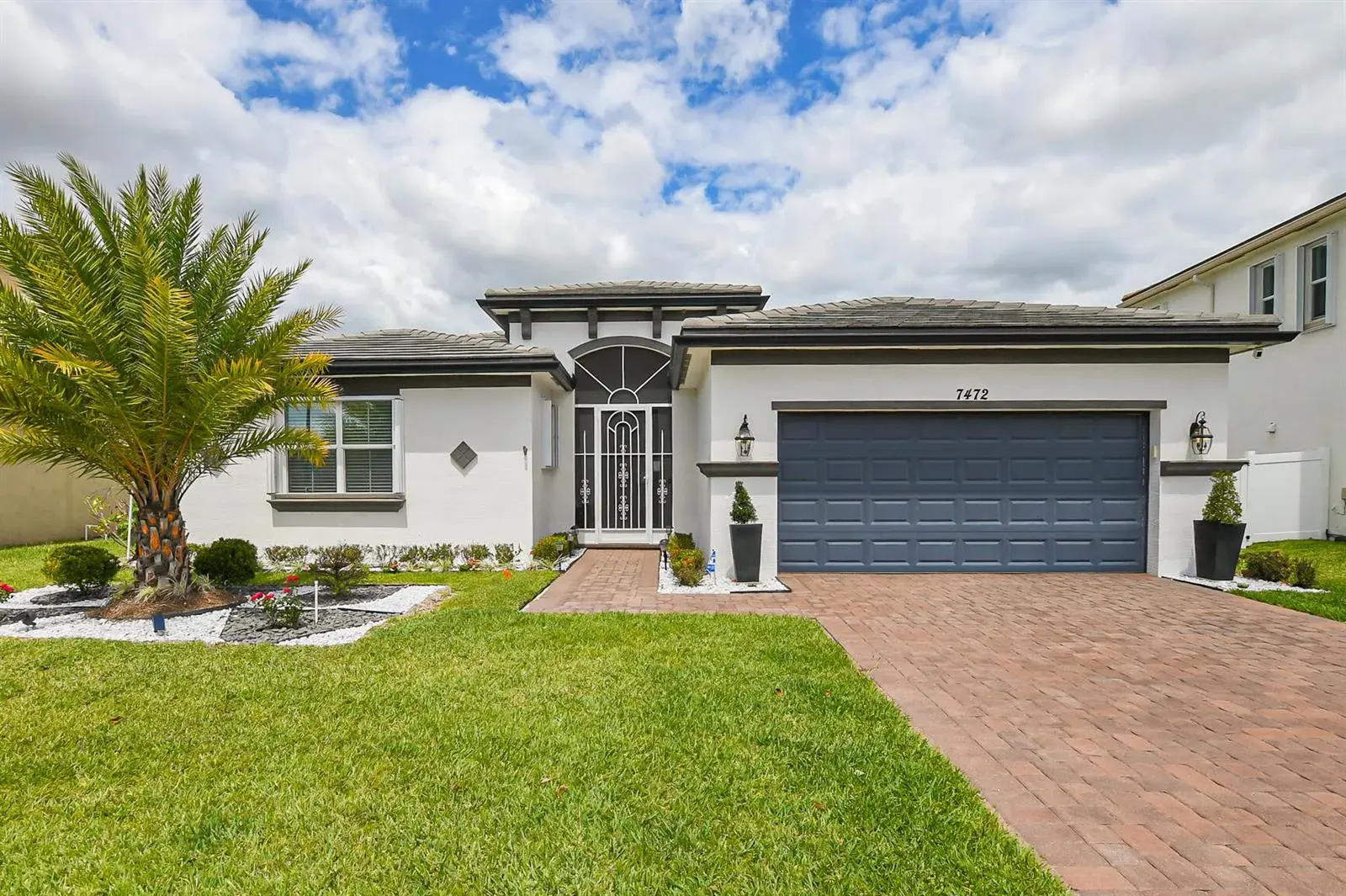 7472 NW Greenspring Street, Port St. Lucie FL 34987