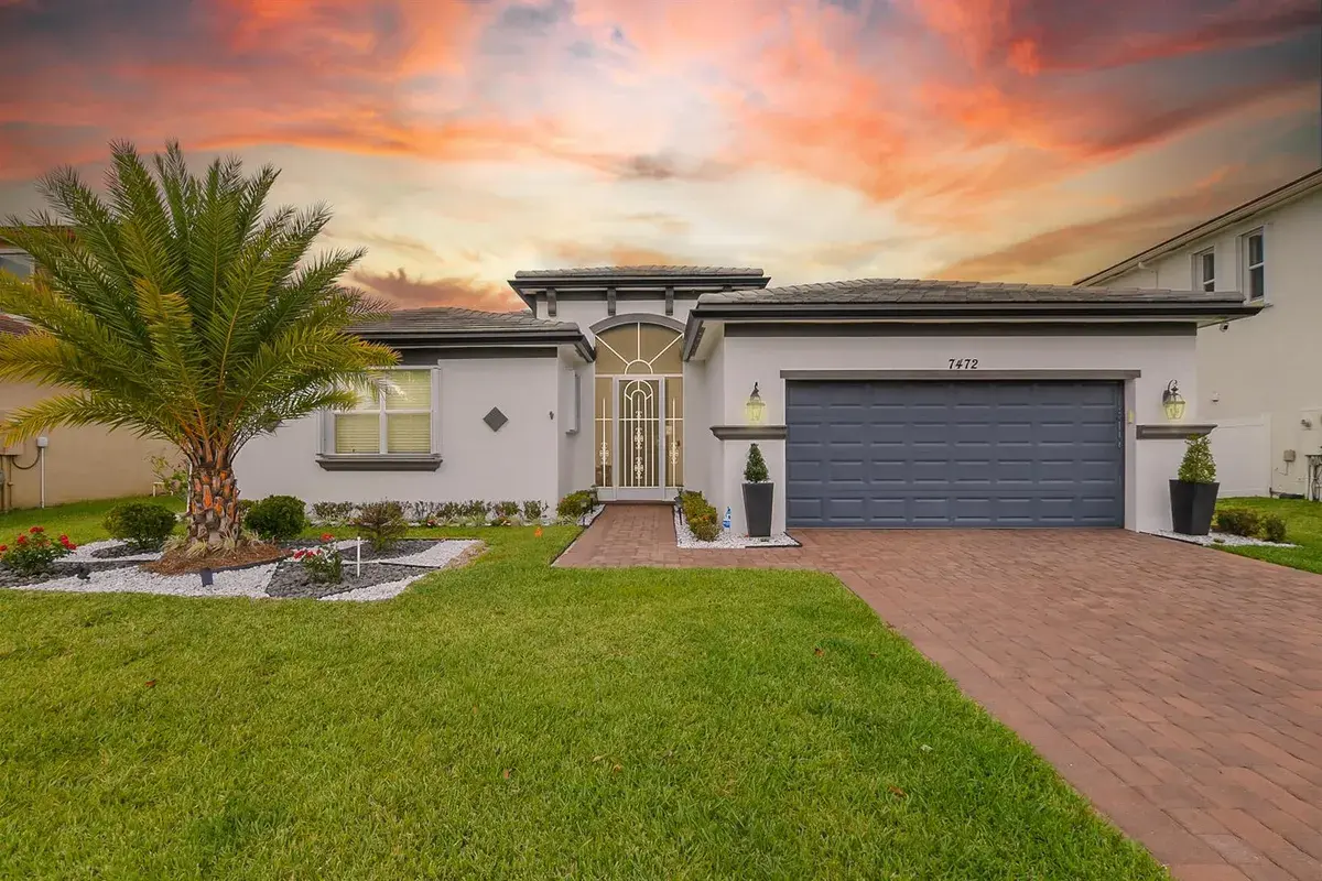 7472 NW Greenspring Street, Port St. Lucie FL 34987