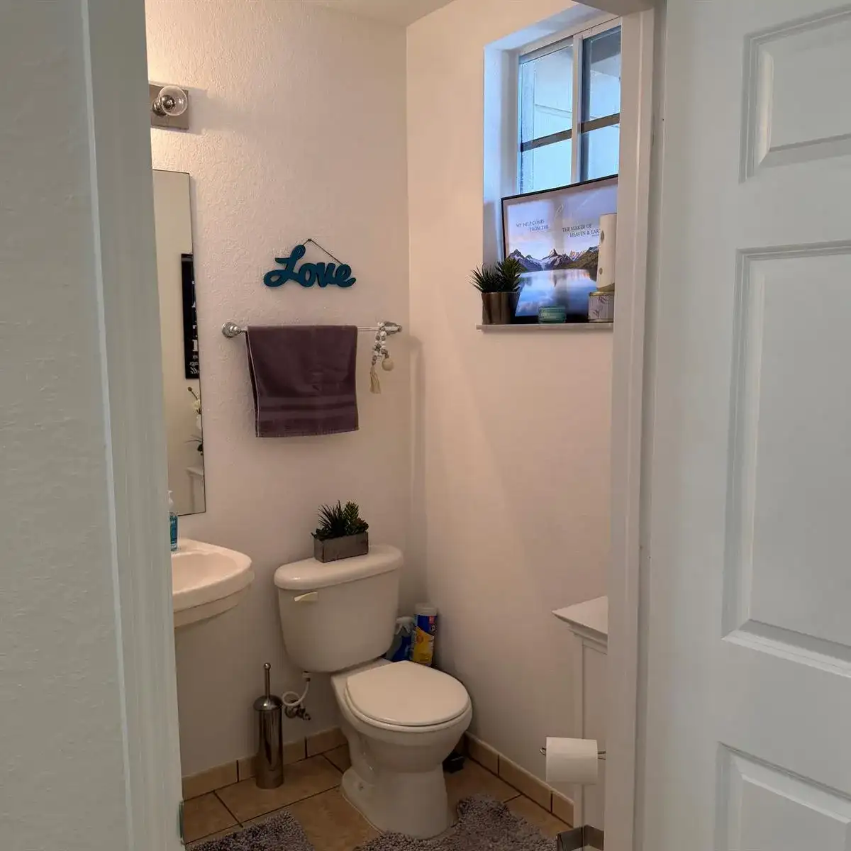 976 Abaco Lane, Riviera Beach FL 33404 photo 3