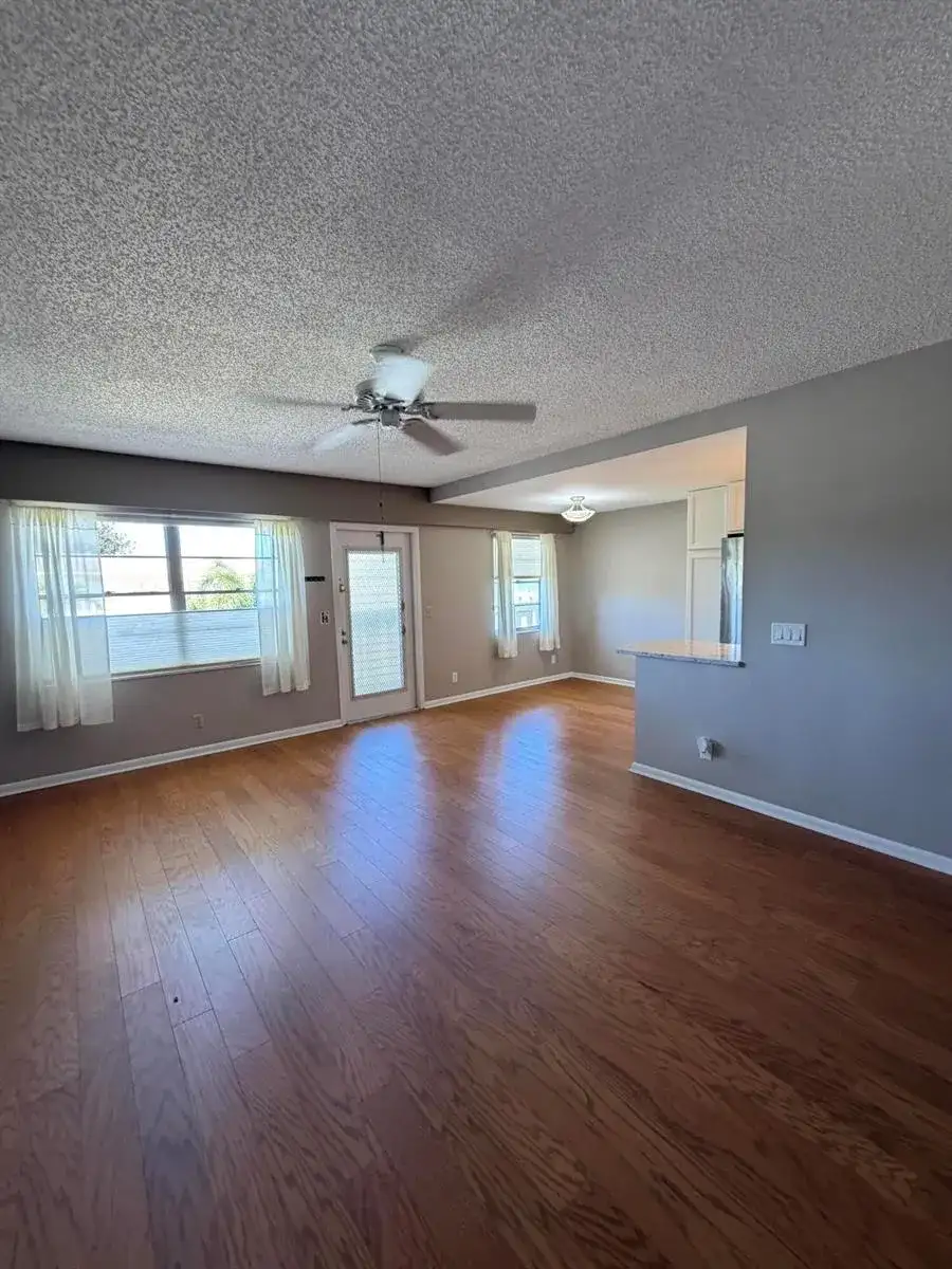 166 Dorset D, Boca Raton FL 33434 photo 4