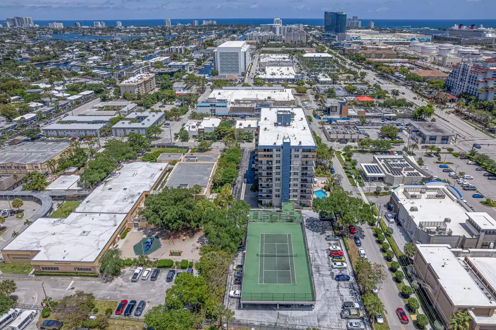 1625 SE 10th Avenue Unit 905, Fort Lauderdale FL 33316 photo 2