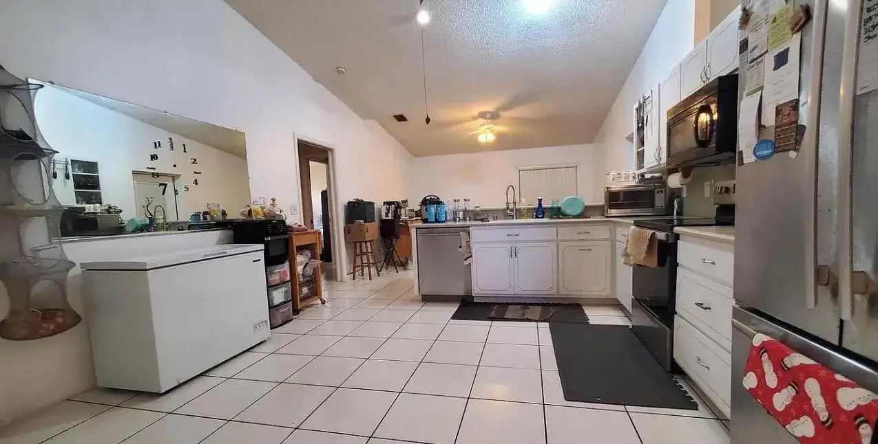 3004 SE Suntan Court Court SE, Palm Bay FL 32909 photo 5