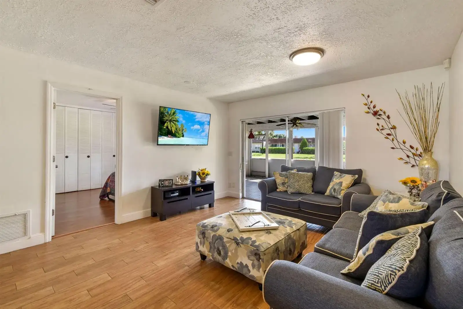 5800 Fernley Dr W # 64, West Palm Beach FL 33415 photo 2