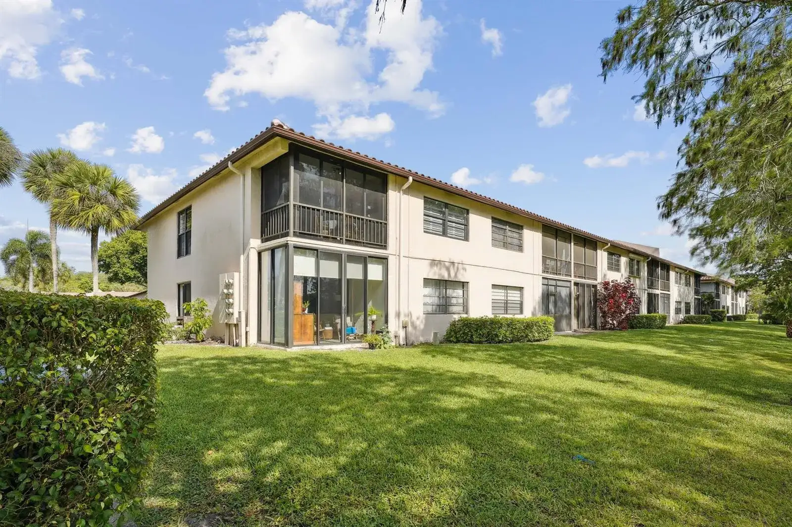 21650 Juego Circle # 24b, Boca Raton FL 33433 photo 4