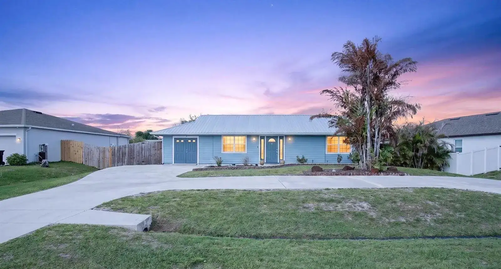 1146 SW Del Rio Boulevard, Port St. Lucie FL 34953 photo 2