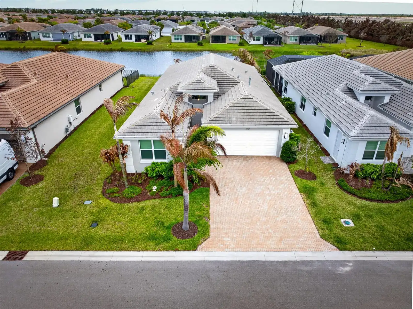 11949 SW Coral Cove Parkway, Port St. Lucie FL 34987 photo 2