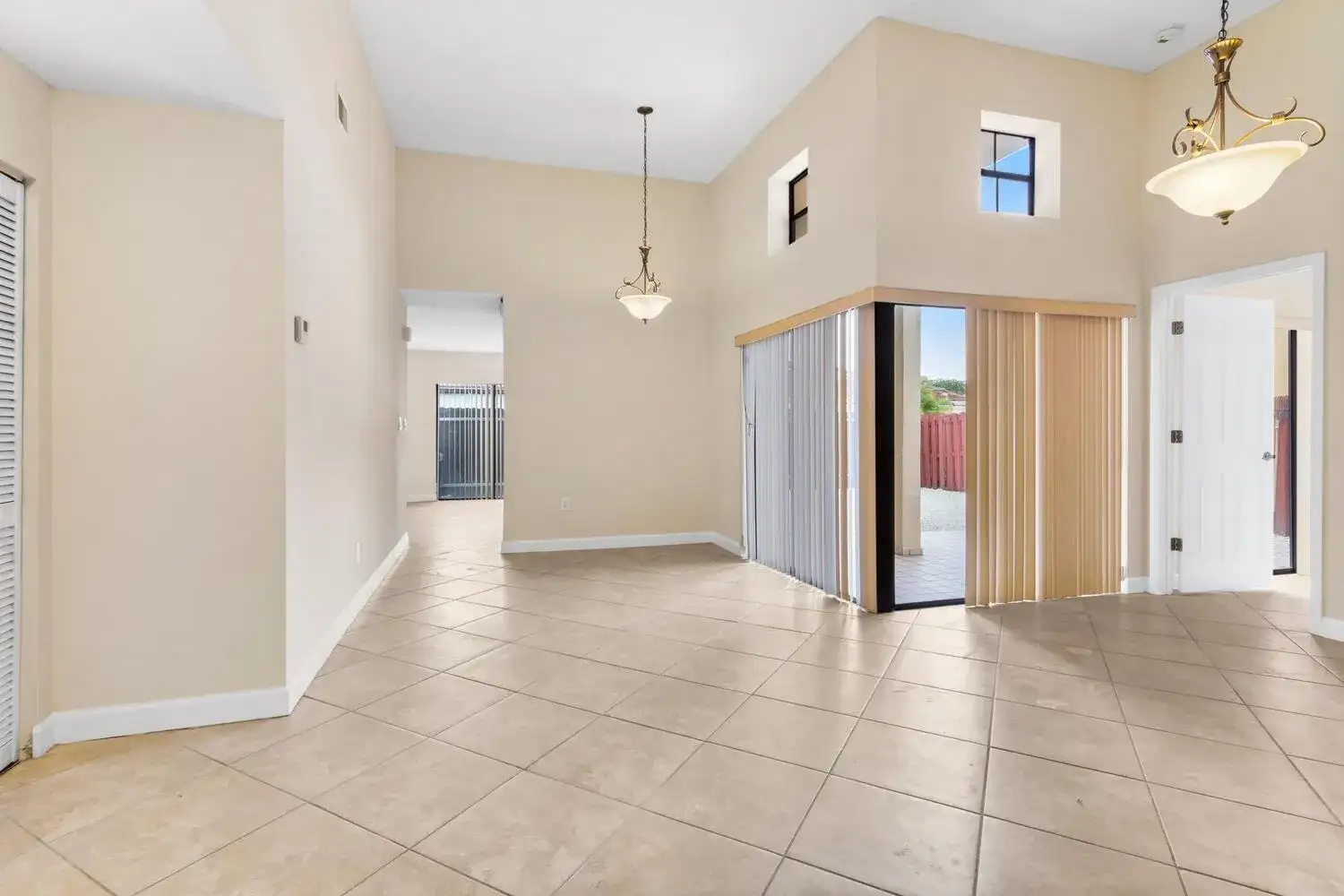 8871 SW 6th Street, Miami FL 33174 photo 3