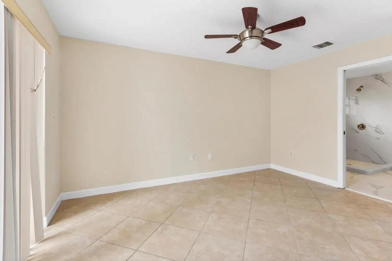 8871 SW 6th Street, Miami FL 33174 photo 4