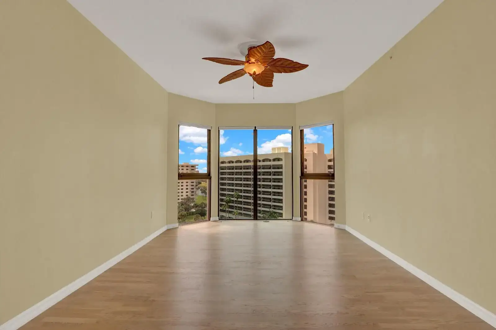 370 Golfview Road # 901, North Palm Beach FL 33408 photo 3