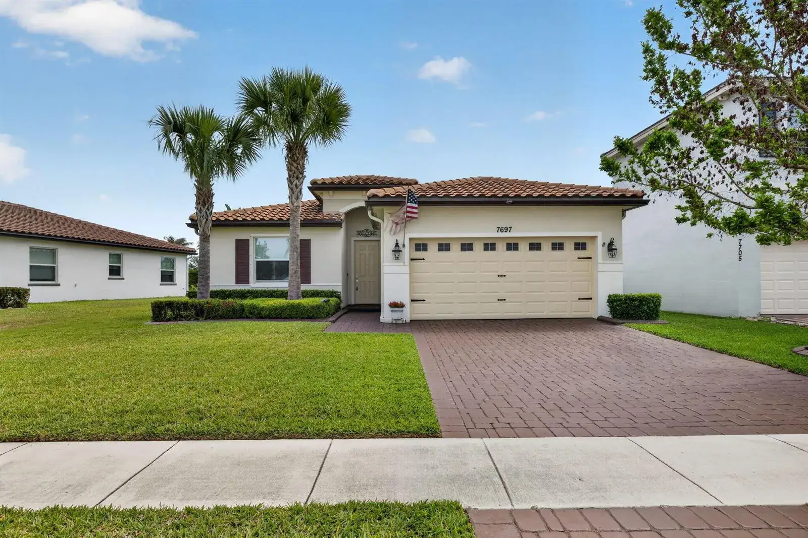 7697 NW Greenbank Circle, Port St. Lucie FL 34987