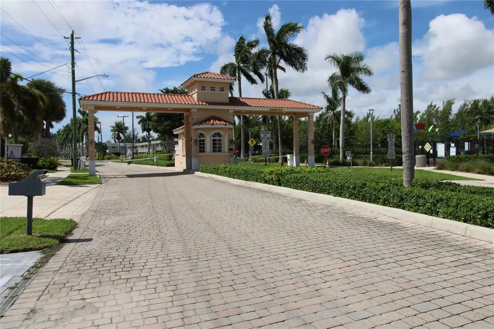 600 Layne Boulevard # 119, Hallandale Beach FL 33009