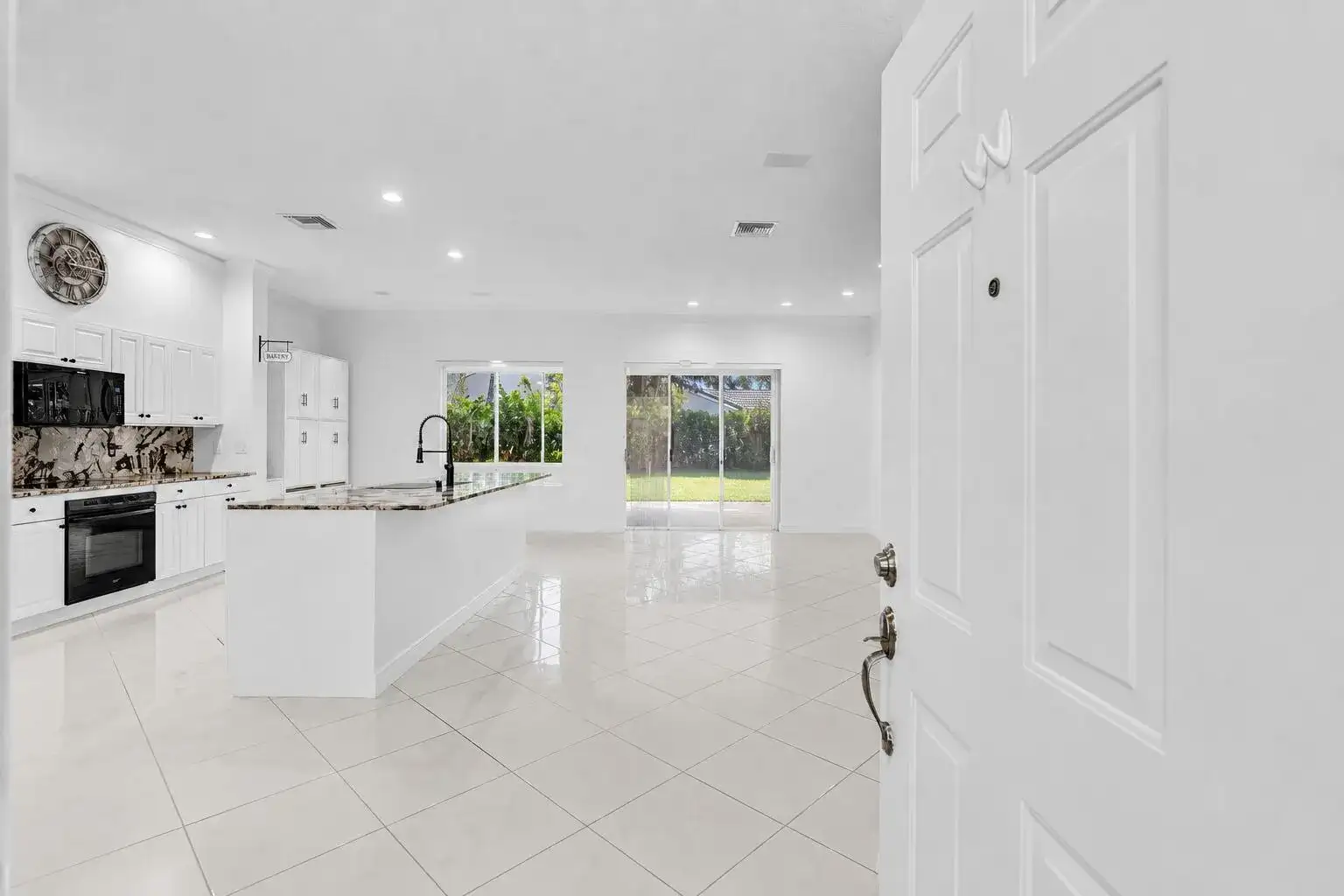 8914 Brittany Lakes Drive, Boynton Beach FL 33472 photo 4