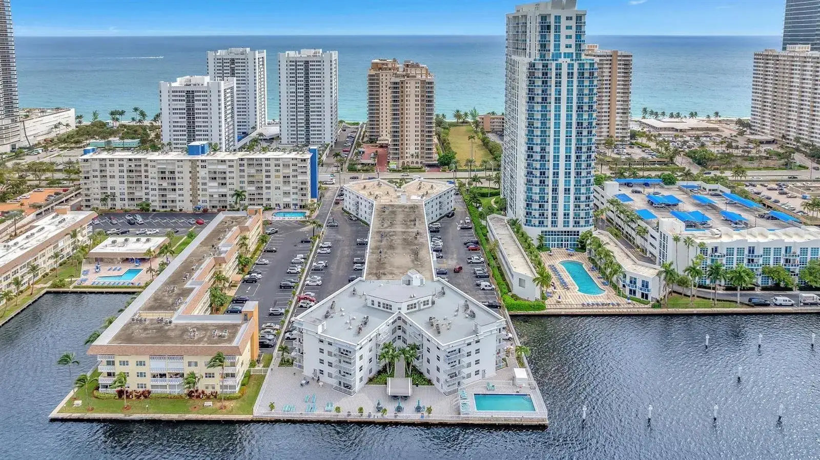 1913 S Ocean Drive # 207, Hallandale Beach FL 33009