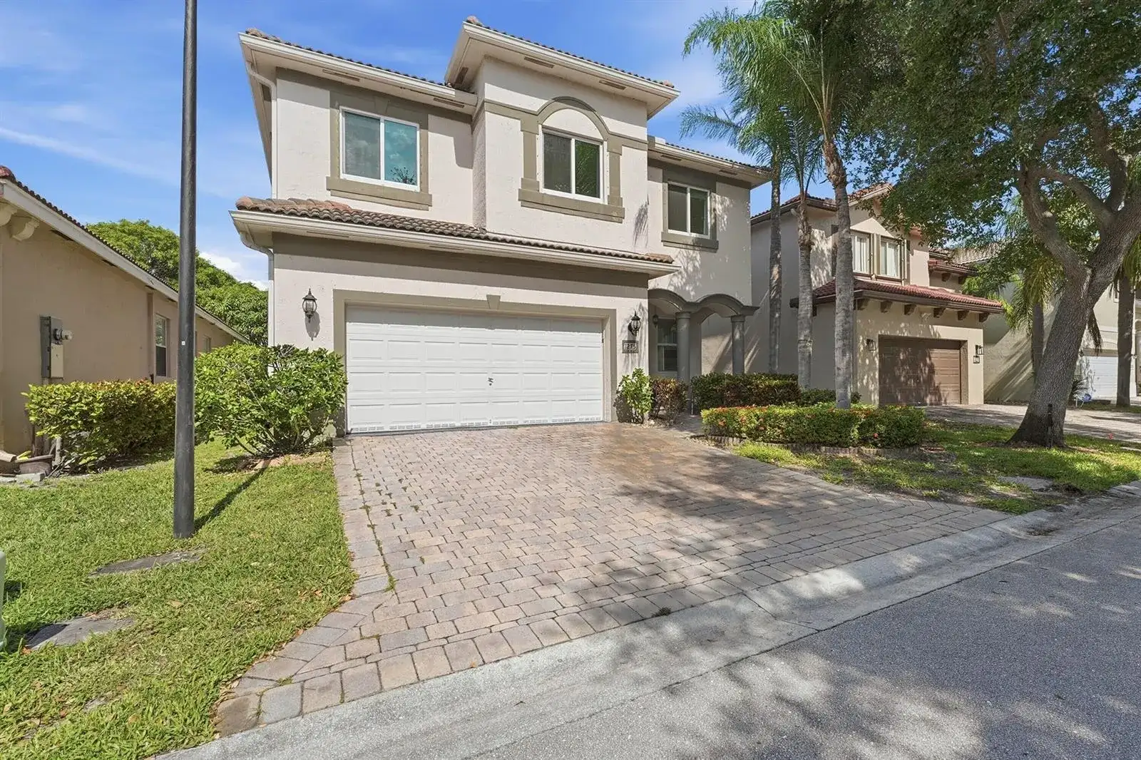 1275 Rosegate Boulevard, Riviera Beach FL 33404 photo 2
