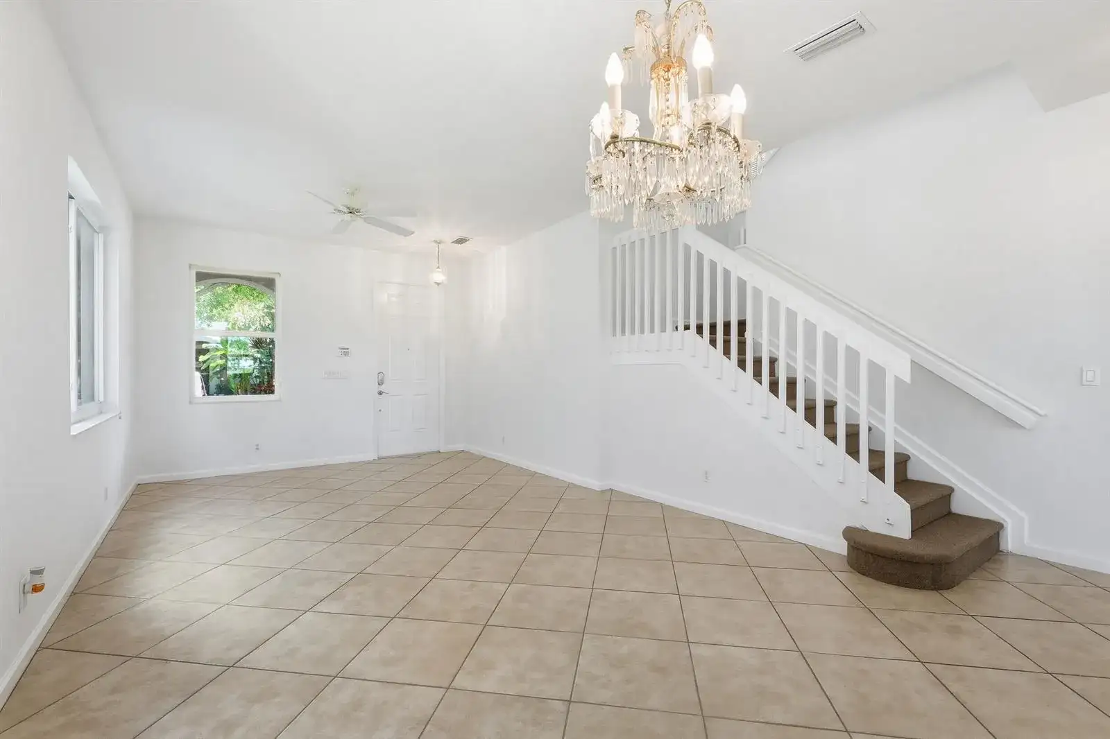 1275 Rosegate Boulevard, Riviera Beach FL 33404 photo 5