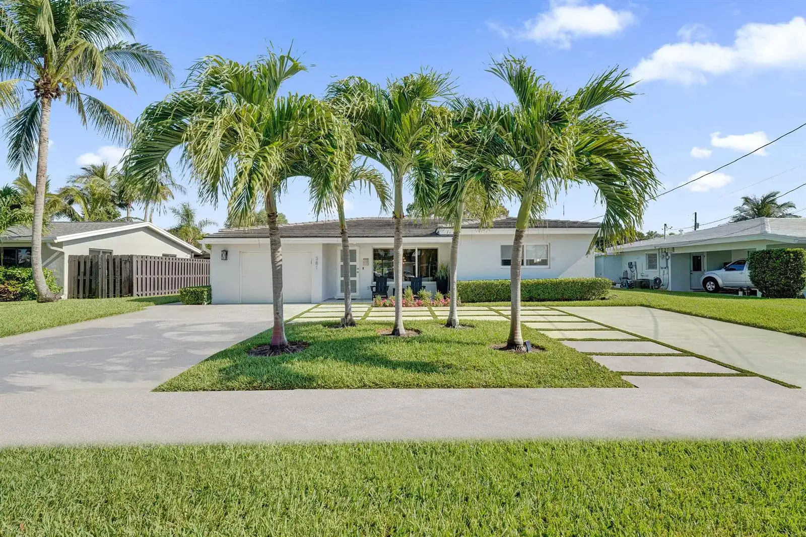 381 SE 3rd Street, Pompano Beach FL 33060 photo 2