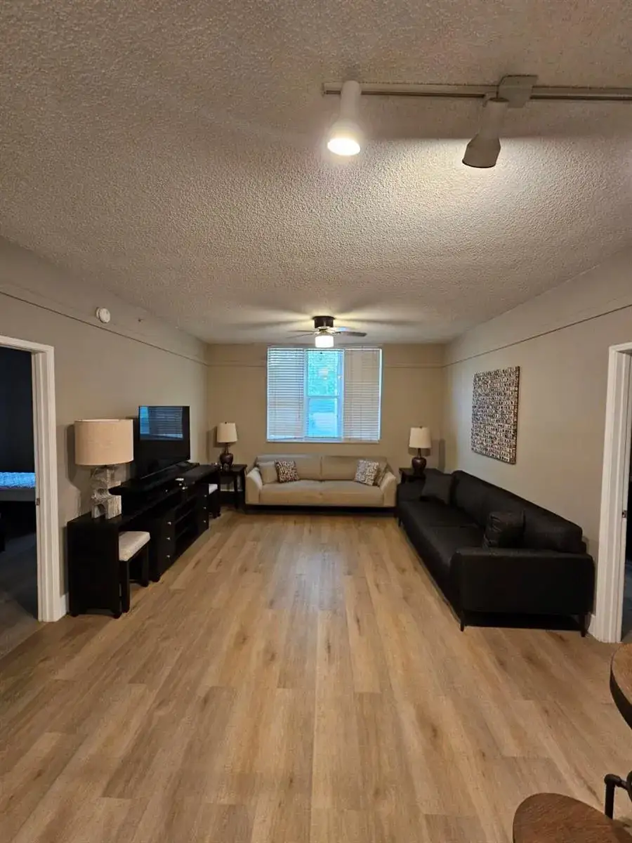 780 S Sapodilla Avenue # 105, West Palm Beach FL 33401