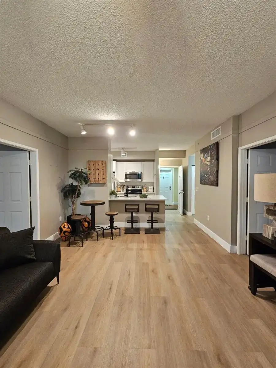 780 S Sapodilla Avenue # 105, West Palm Beach FL 33401 photo 2