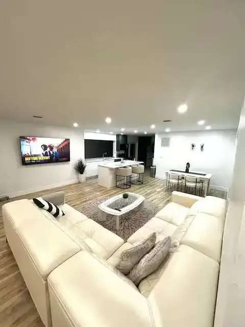 739 SE 12th Avenue, Deerfield Beach FL 33441