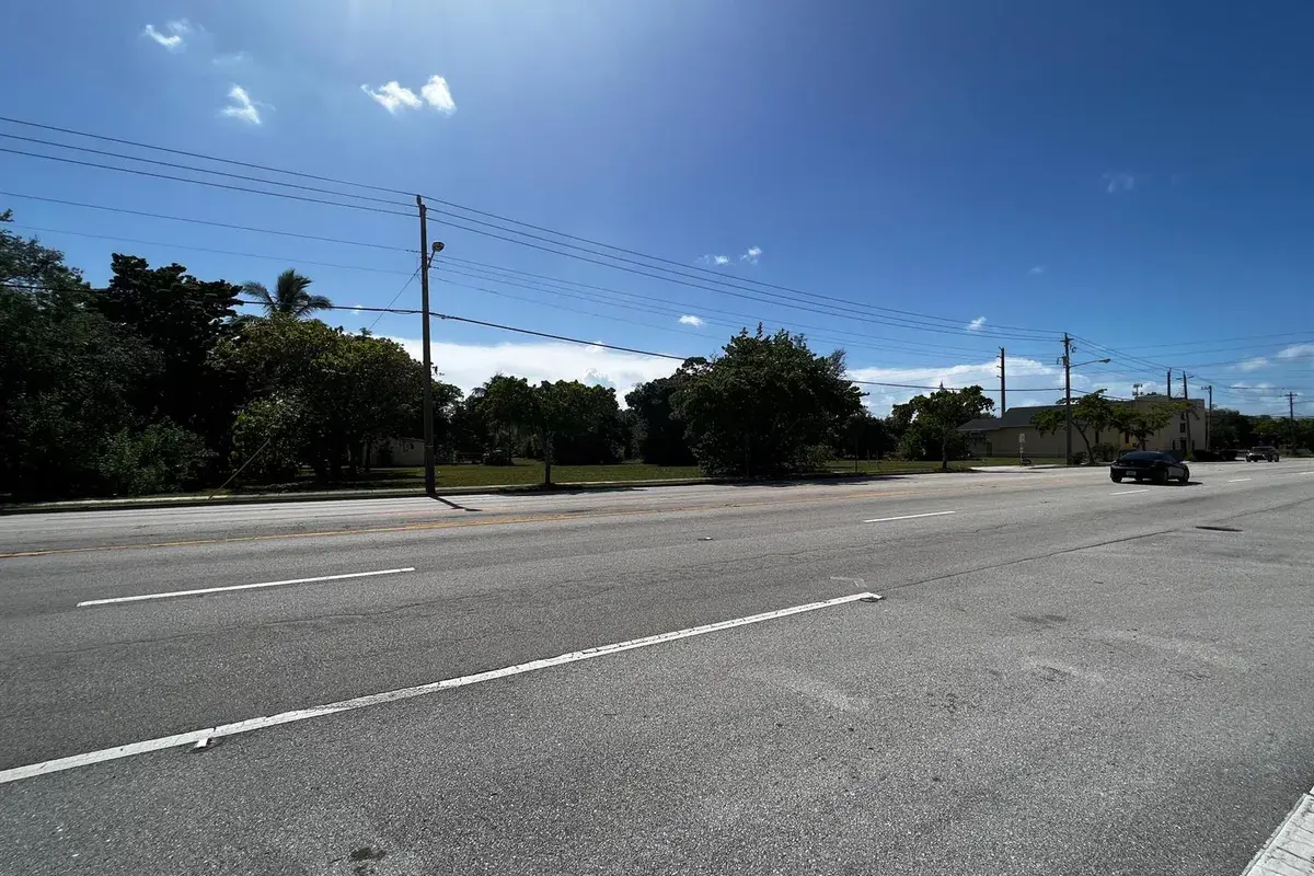 435 NW 7th Avenue, Fort Lauderdale FL 33311