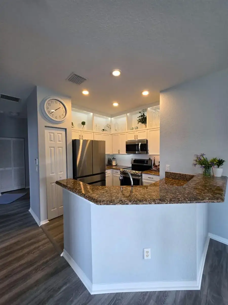 1560 SE Hampshire Way # 204, Stuart FL 34994 photo 5