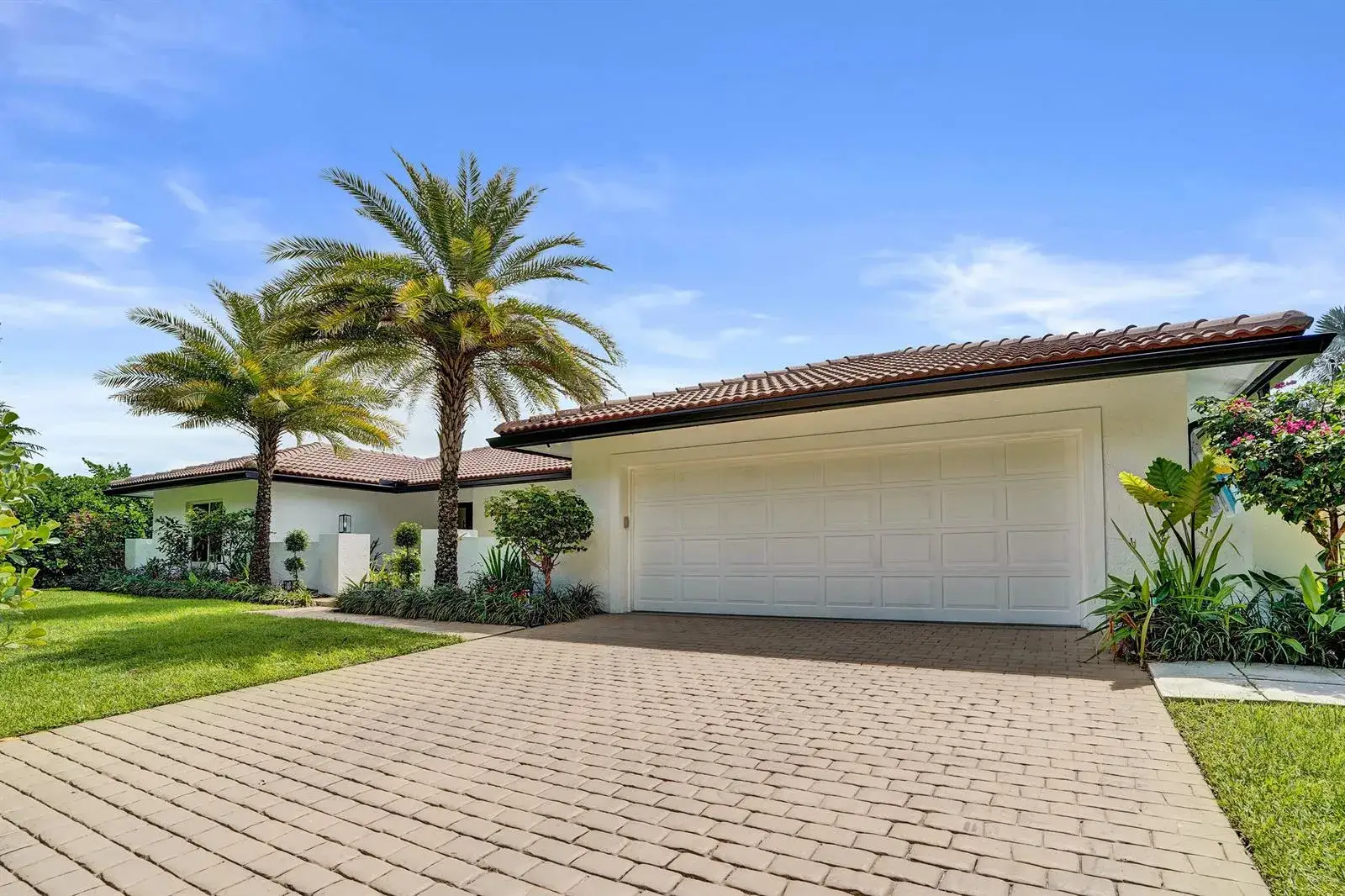 2804 Banyan Boulevard Circle NW, Boca Raton FL 33431