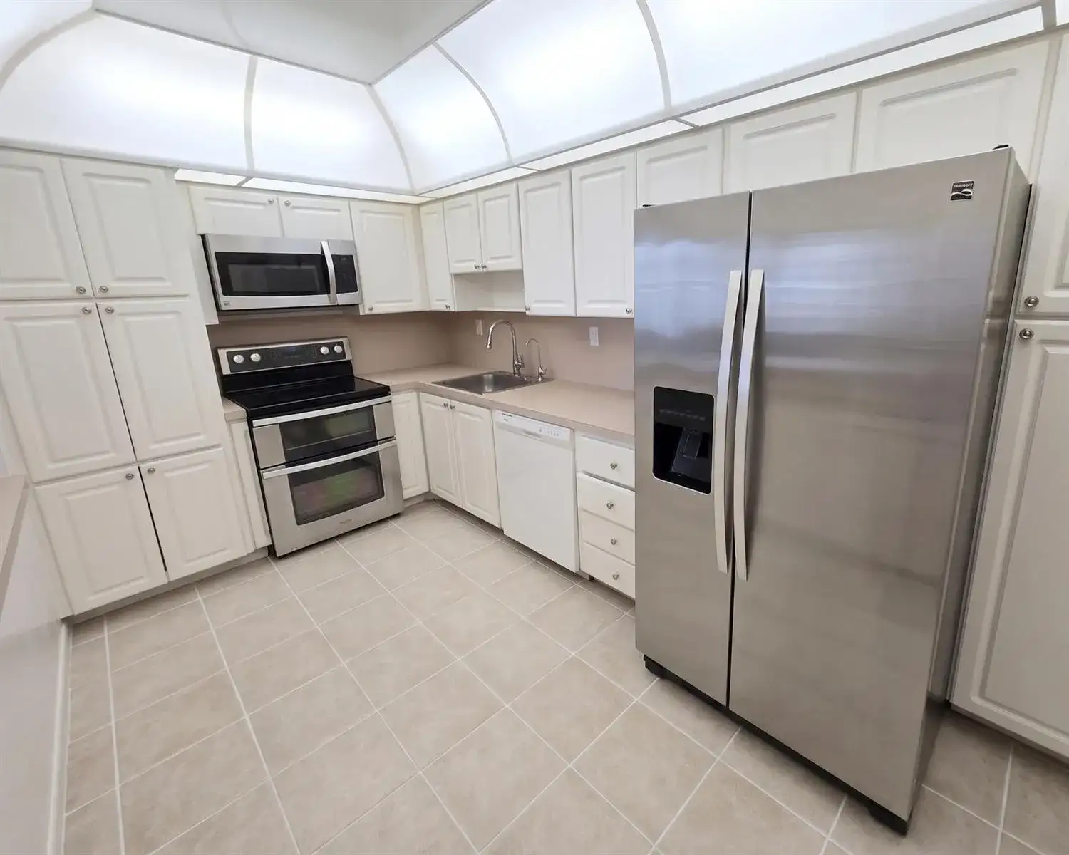 19390 Collins Avenue # 1622, Sunny Isles Beach FL 33160 photo 2
