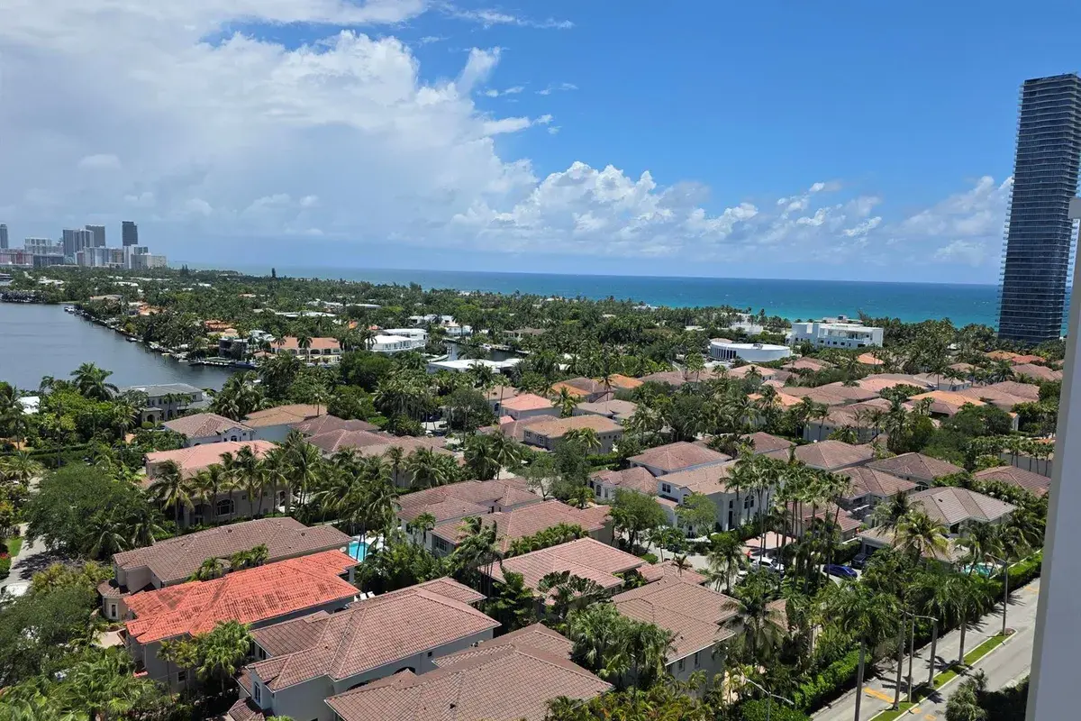 19390 Collins Avenue # 1622, Sunny Isles Beach FL 33160