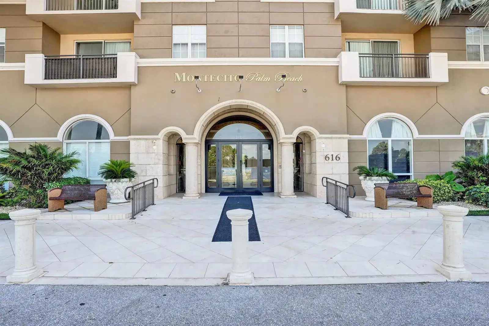 616 Clearwater Park Road # 1107, West Palm Beach FL 33401 photo 2